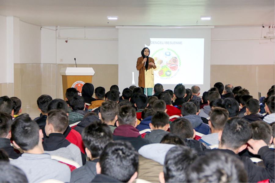 Yahyalı’da Obezite Ve Sağlıklı Beslenme Seminerleri 