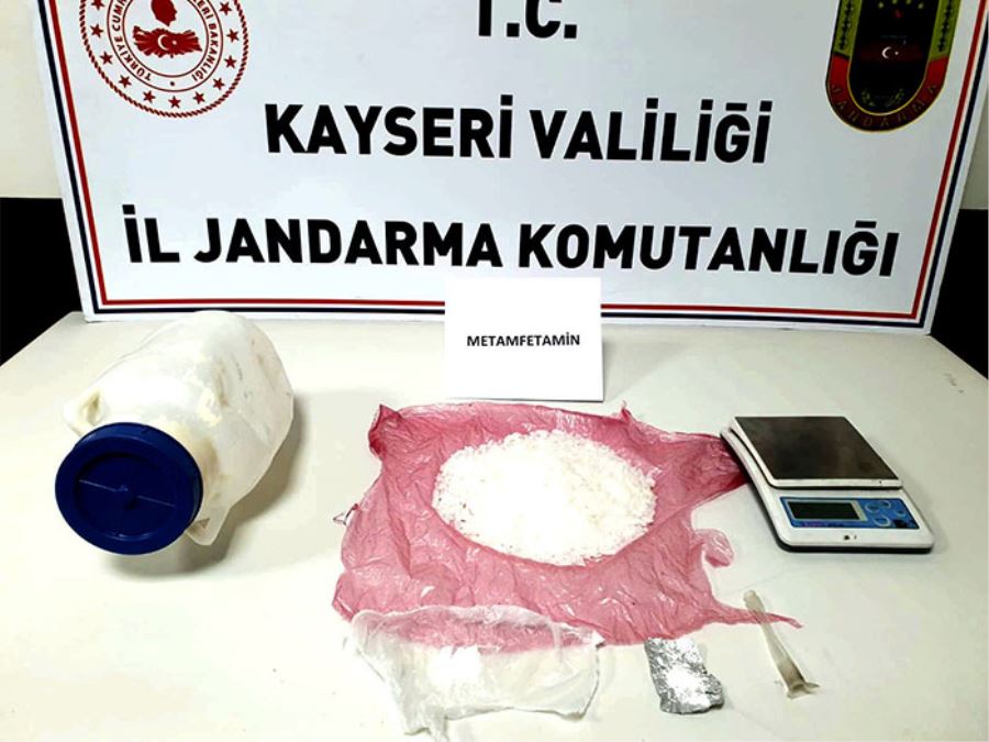 Peynir bidonundan uyuşturucu çıktı 