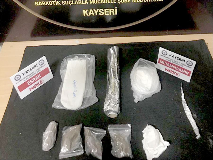 Uyuşturucu ticareti yapan şahsa 11 yıl hapis cezası 