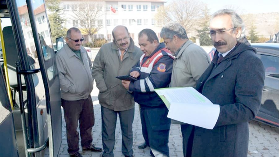 Talas ilçesinde öğrenci taşıyan şoförlere eğitim verildi 