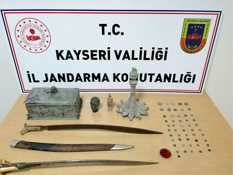 Jandarmadan tarihi eser kılıç operasyonu 