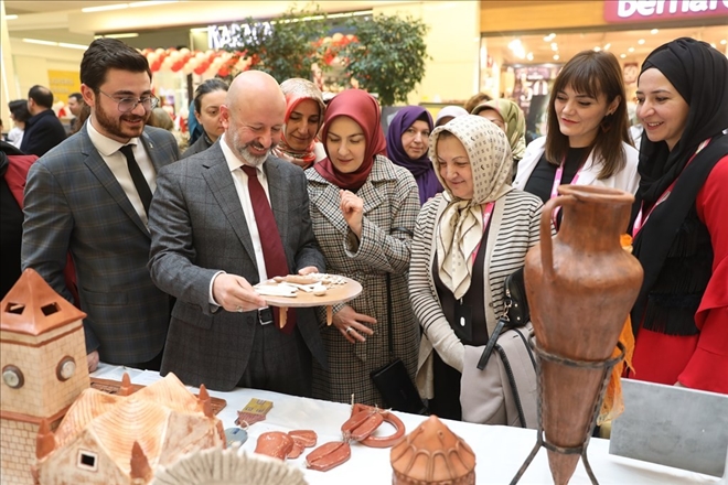 Kocasinan Akademi´den göz kamaştıran sergi 