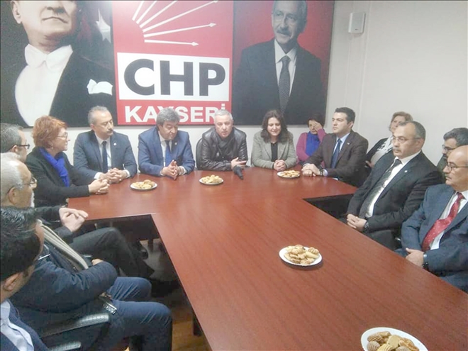 CHP ADAYLARINI TANITACAK