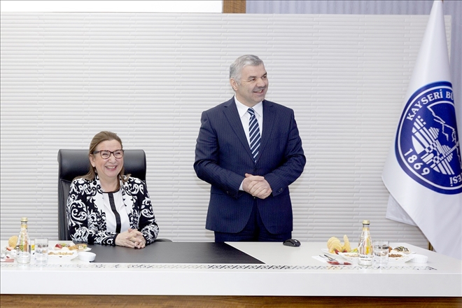 Bakan Pekcan Büyükşehir´de 