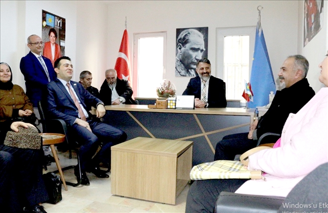 ÖRNEK SİYASET