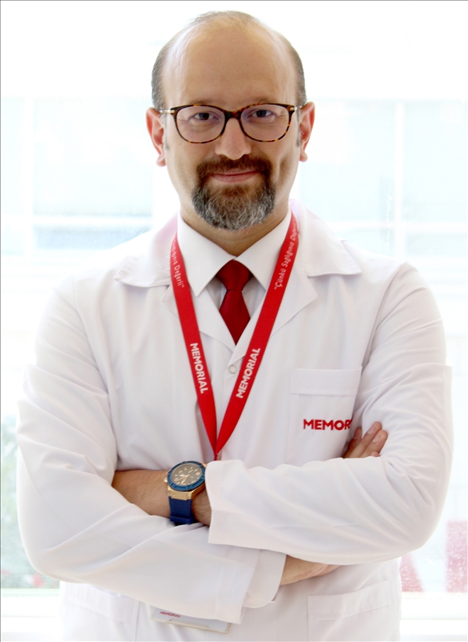 Göz kapağı cerrahisi gerektiren 4 neden 