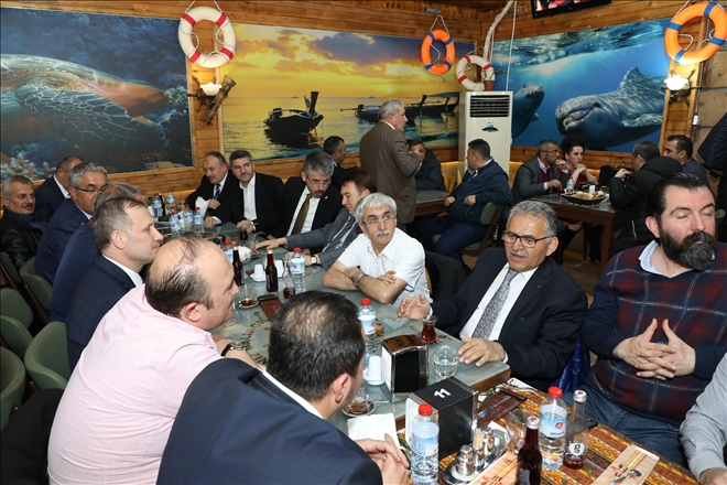 Başkan Memduh Büyükkılıç, Karadenizliler gecesine iştirak etti 