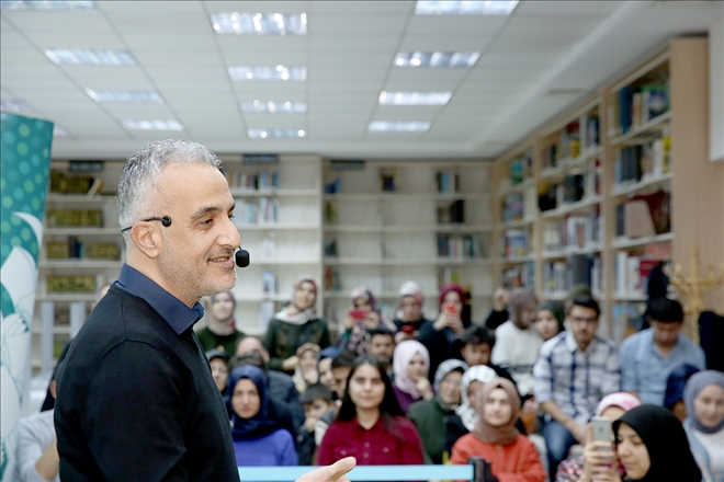 Yazar Bekir Develi, 