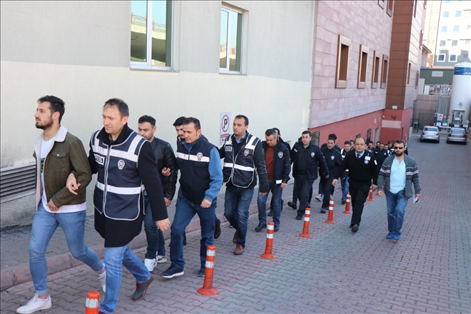 FETÖ´nün askeri mahrem yapılanmasına 14 şahıs adliyede 