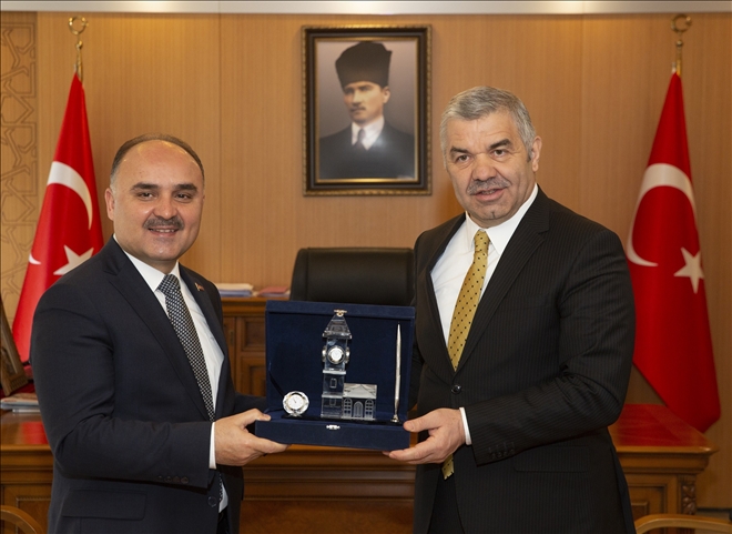 Başkan Çelik´ten Vali Günaydın´a veda ziyareti 