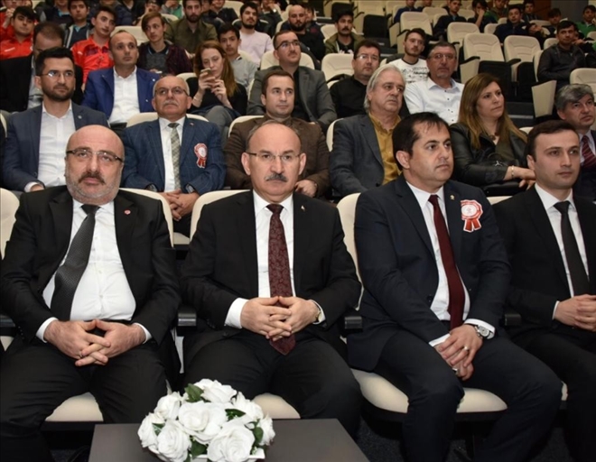 KAYÜ Rektörü Karamustafa, Kastamonu´da Turizm Konferansı Verdi 
