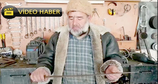 Kurtuluş Savaşı´ndan kalma kılıcı özenle saklıyor