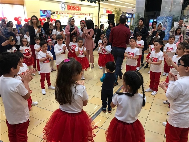 Özel Tekden Koleji ilkokul öğrencileri tarafından Resim ve tasarım sergisi açıldı 