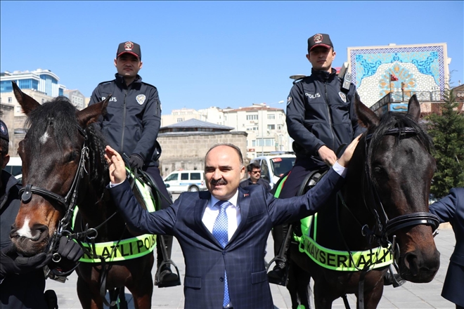 GURUR DOLU 174 YIL