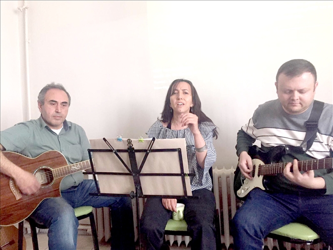 Aile hekimlerinden ebelere sürpriz 
