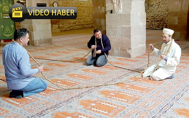 739 yıllık 1111 taneli tespih görenleri şaşırtıyor 