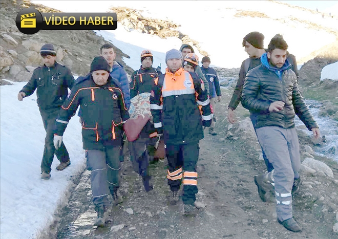 Mantar toplarken uçurumdan yuvarlanandı