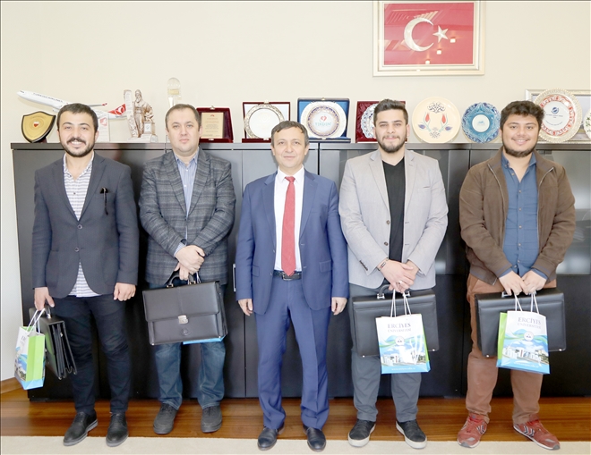 MTTB-DAVA Elektrikli Otomobil Proje Ekibinden, Rektörü Çalış´a Ziyaret 