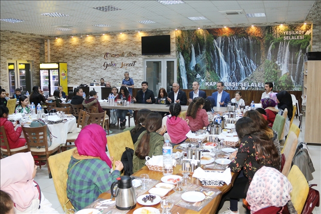 Yahyalılı öksüz ve yetimlere İstanbul gezisi 