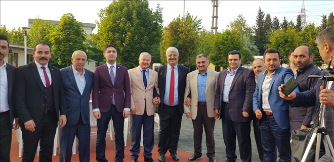 Develililer, İstanbul´da İftarda Buluştu 