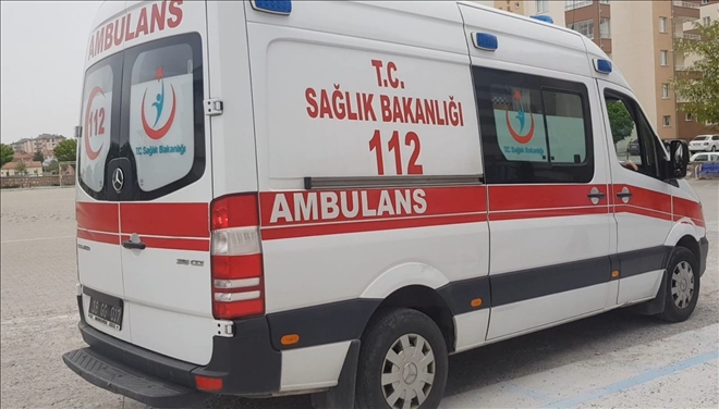 Okulun ikinci katından düşen öğrenci yaralandı 