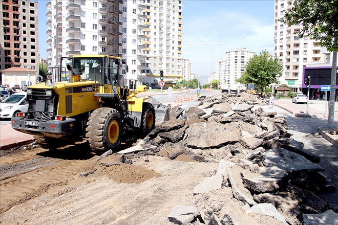 Talas´ta Altyapı Çalışmaları Hız Kesmiyor 