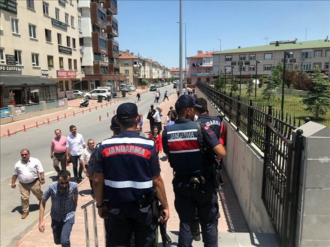 İstismar davası sonrası kadınlar birbirine girdi 