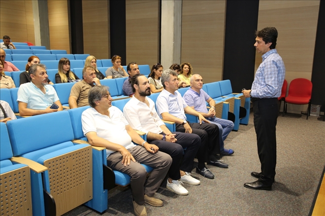 AGÜ Çocuk Üniversitesi´nden Eğitici Eğitimi 