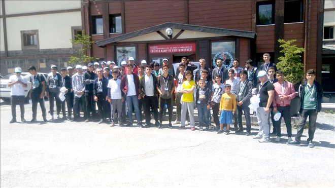 Erciyes gençleri ağırlamaya devam ediyor 