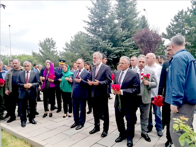 ?Her 15 Temmuz´u daha çok daha diri kutlamamız lazım. 