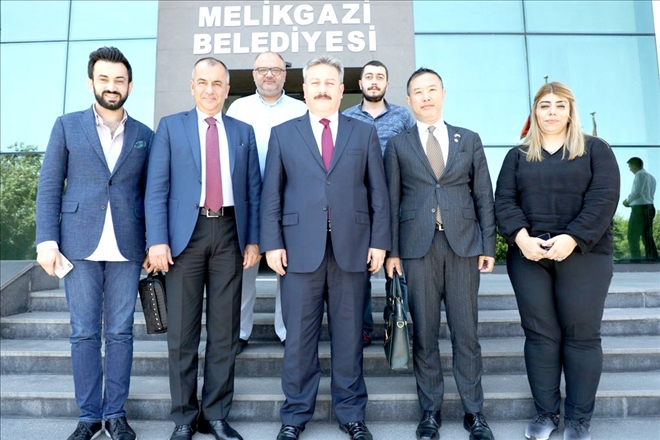 Çin´in Wuhan şehrinin yöneticileri Melikgazi ilçesinde inceleme yaptı 