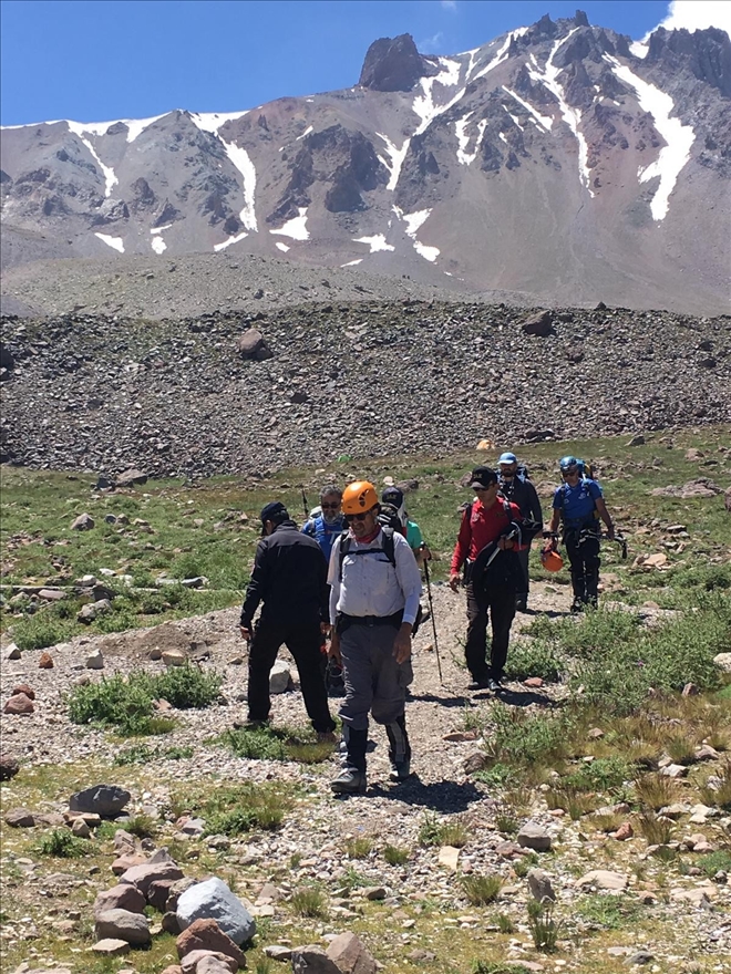 Erciyes Dağı´nda yaralanan dağcı tedavi altına alındı 