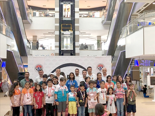 KAYSERmall Outlet´in düzenlediği satranç turnuvası büyük ilgi gördü