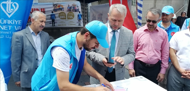 Kayseri il ve ilçe müftüleri Elden Kurban Bağışında Bulundu 