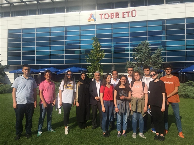 KAYSO YKS´de Başarılı Öğrencilere TOBB ETÜ´yü Gezdirdi 