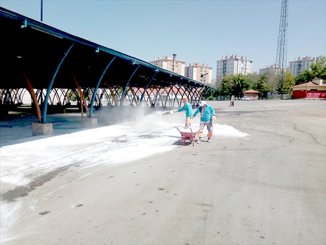 Melikgazi Belediyesi kurban kesim yerlerinde hijyeni sağladı 