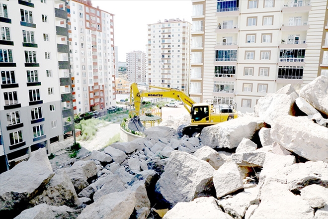 Talas´ta Hizmete Hız Kesmeden Devam 