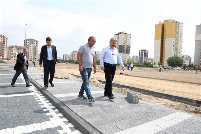MAHALLELERE YAYA YOLU VE OTOPARK YAPILIYOR