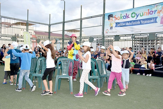 KOCASİNANLI ÇOCUKLAR, SOKAK OYUNLARIYLA DAHA MUTLU