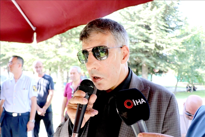 Yılmaz Üçkan: ?Vatanımıza, ezanımıza kim yan gözle bakarsa gözlerini oyarız? 