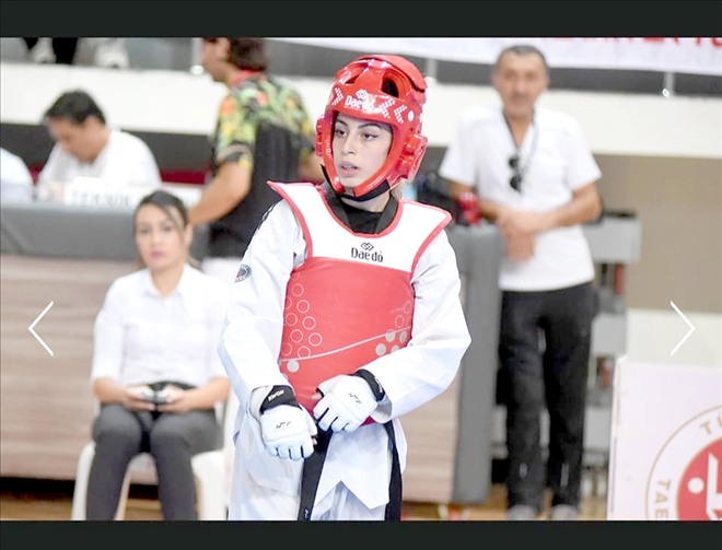 MELİKE AVRUPA ÜÇÜNCÜSÜ