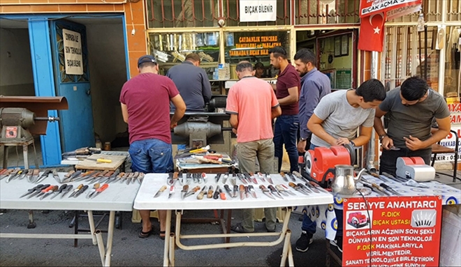 Bıçakçılarda yoğunluk başladı 