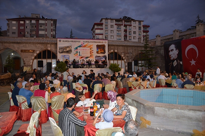 Tarihi Kevansarayda Millet Kıraathanesi Açıldı 