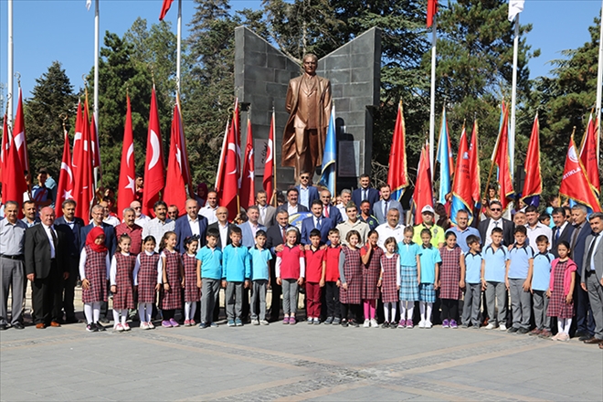 İlköğretim Haftası Develi´de Coşkuyla Kutlandı 