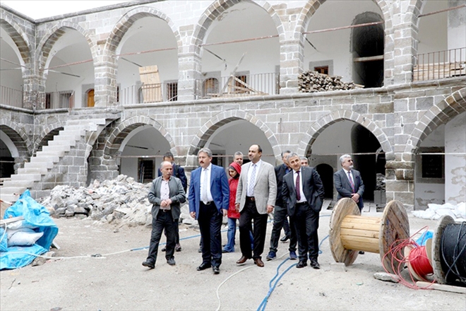 Melikgazi´de restorasyon çalışmaları hızlanıyor 