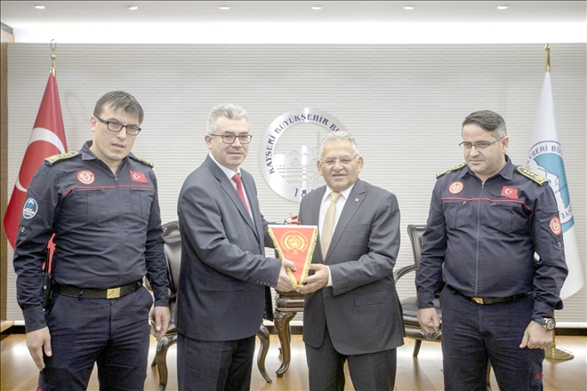 Büyükkılıç İtfaiye Haftasını kutladı 