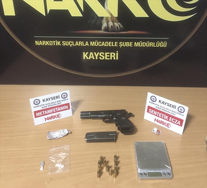 22 kişiye uyuşturucudan işlem yapıldı 