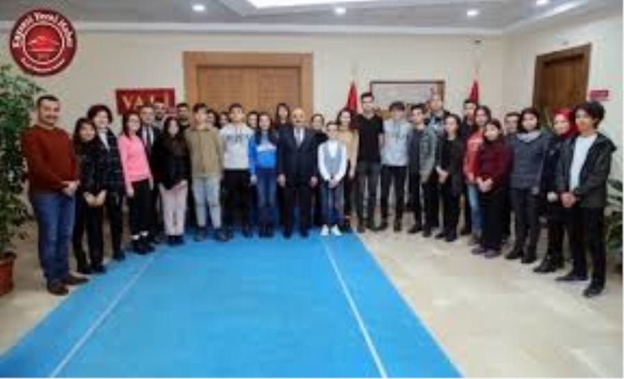 ÖĞRENCİLERDEN VALİ GÜNAYDIN’A ZİYARET