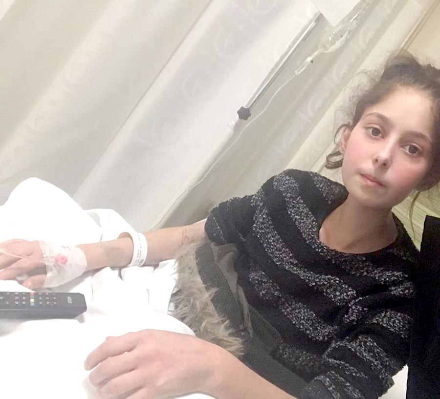 19 yaşındaki Aleyna mide kanserine yenik düştü 