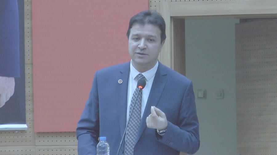Mahmut Arıkan: “Hükümet deprem hadisesini kapatmak için elinden geleni yapıyor” 